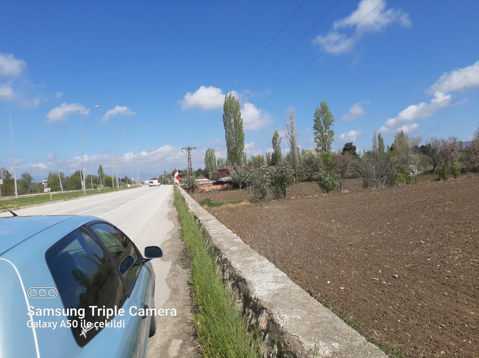 MABEL'DEN ANA  YOL KENARINDA SATILIK FIRSAT TARLA
